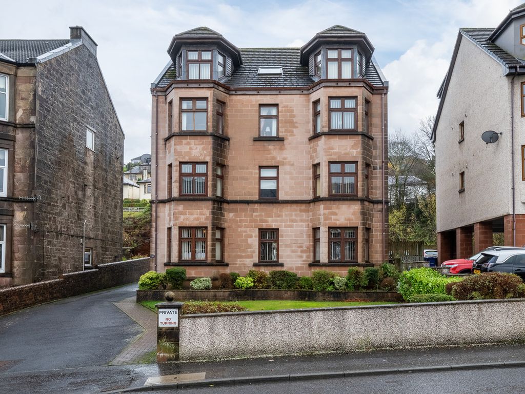 2 bed flat for sale in Manor Crescent, Gourock PA19, £150,000