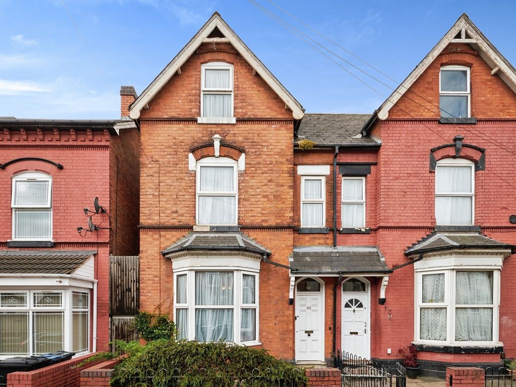 4 bed semi-detached house for sale in Hampton Road, Aston, Birmingham B6, £275,000