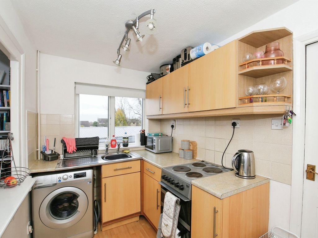 1 bed flat for sale in Elm Road, Folksworth, Peterborough PE7, £115,000