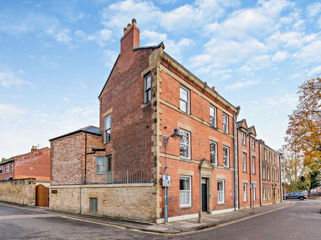 6 bed flat for sale in Wansbeck Street, Morpeth, Northumberland NE61, £795,000