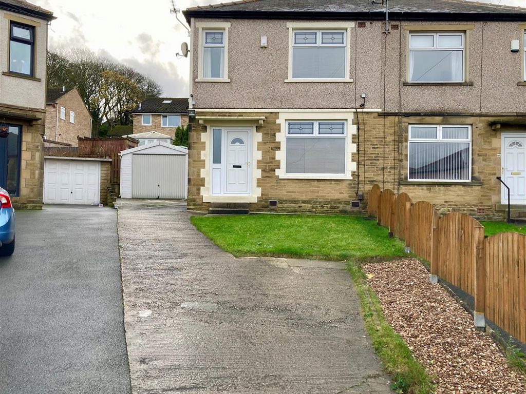3 bed semi-detached house for sale in Thoresby Grove, Great Horton, Bradford BD7, £200,000
