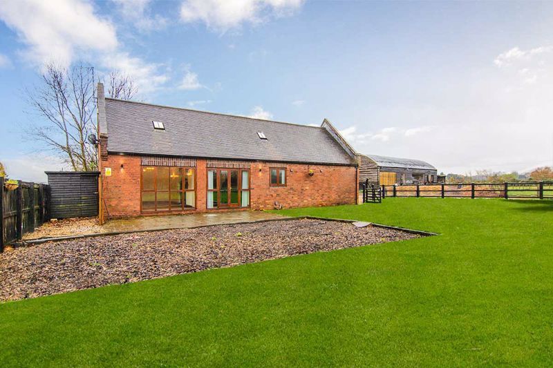 4 bed barn conversion for sale in The Drift House, Edial Farm Mews, Burntwood/Lichfield WS7, £600,000