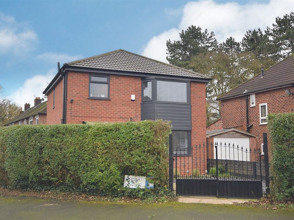 3 bed detached house for sale in Brookfield Road, Cheadle SK8, £440,000