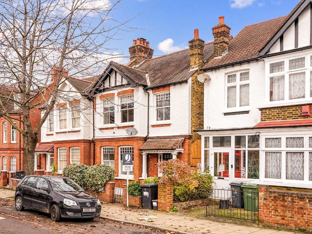 1 bed flat for sale in Cricklade Avenue, London SW2, £525,000