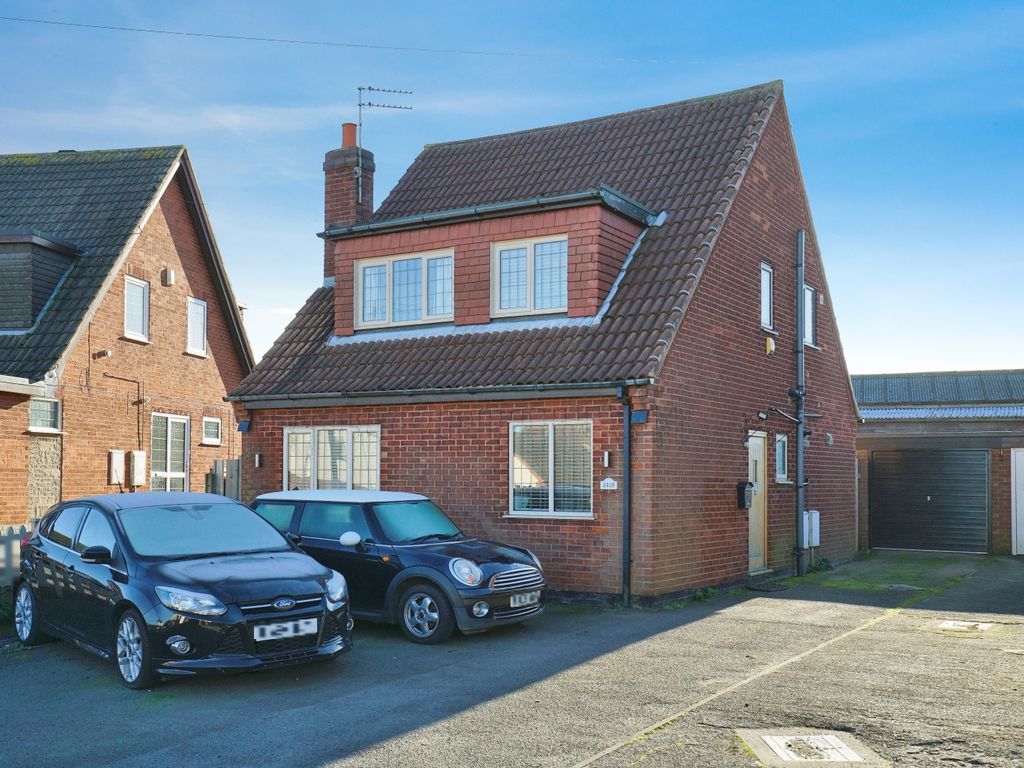 3 bed detached house for sale in Church Lane, Whitwick, Coalville LE67, £269,500