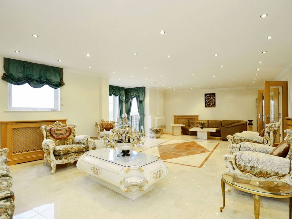 3 bed flat for sale in Palgrave Gardens, Marylebone, London NW1, £2,750,000