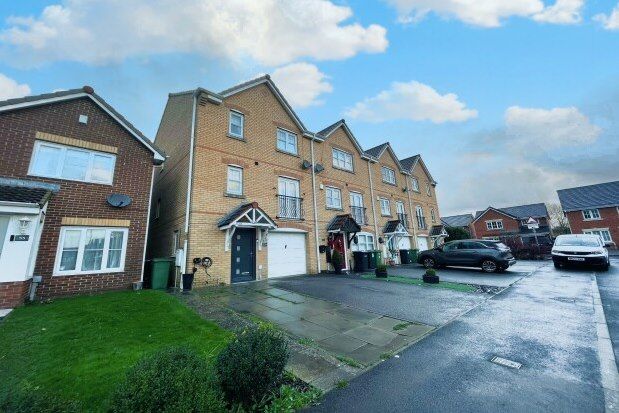 5 bed town house to rent in Chillerton Way, Wingate TS28, £1,000 pcm
