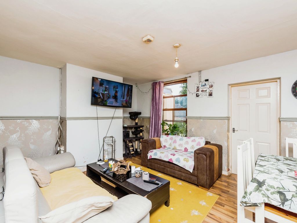 2 bed terraced house for sale in Long Street, Dordon, Tamworth, Warwickshire B78, £175,000