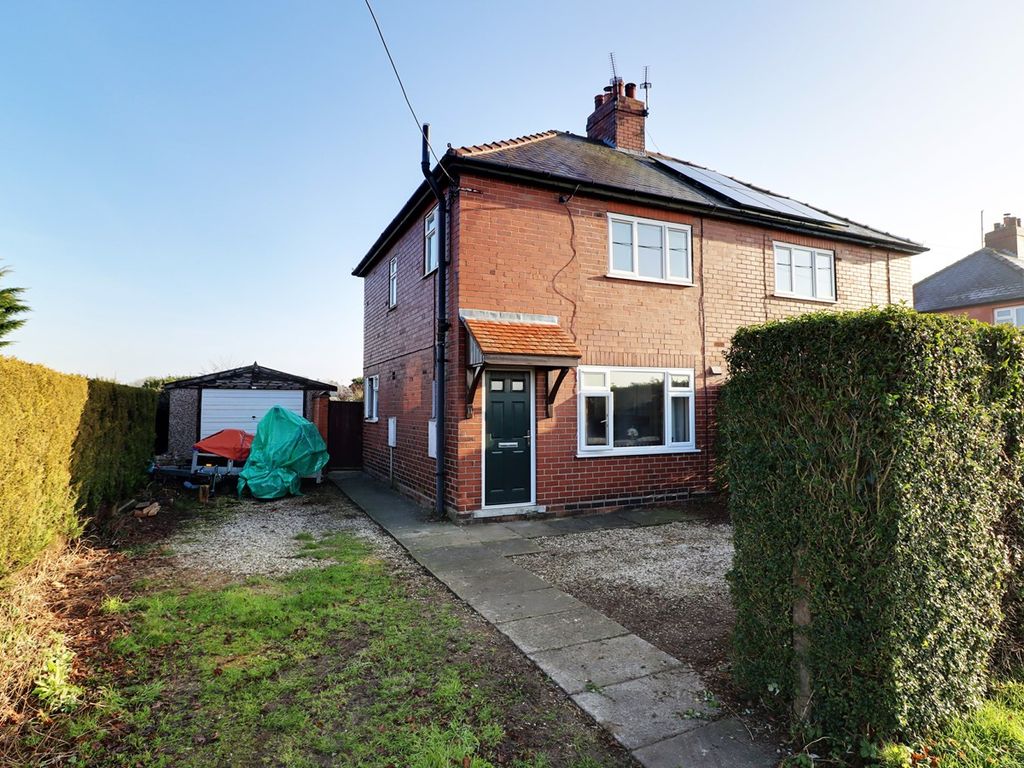 3 bed semi-detached house for sale in Council Villas, Kettleby Lane, Wrawby DN20, £172,500