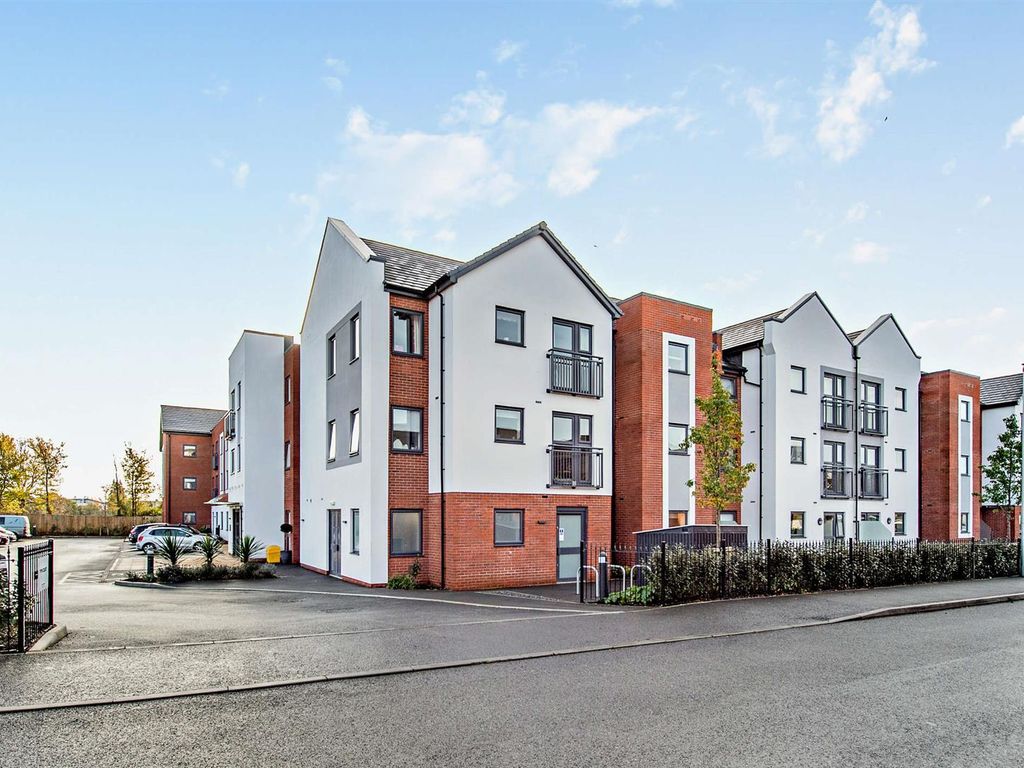 1 bed flat for sale in Bewick Avenue, Topsham, Exeter EX3, £358,000