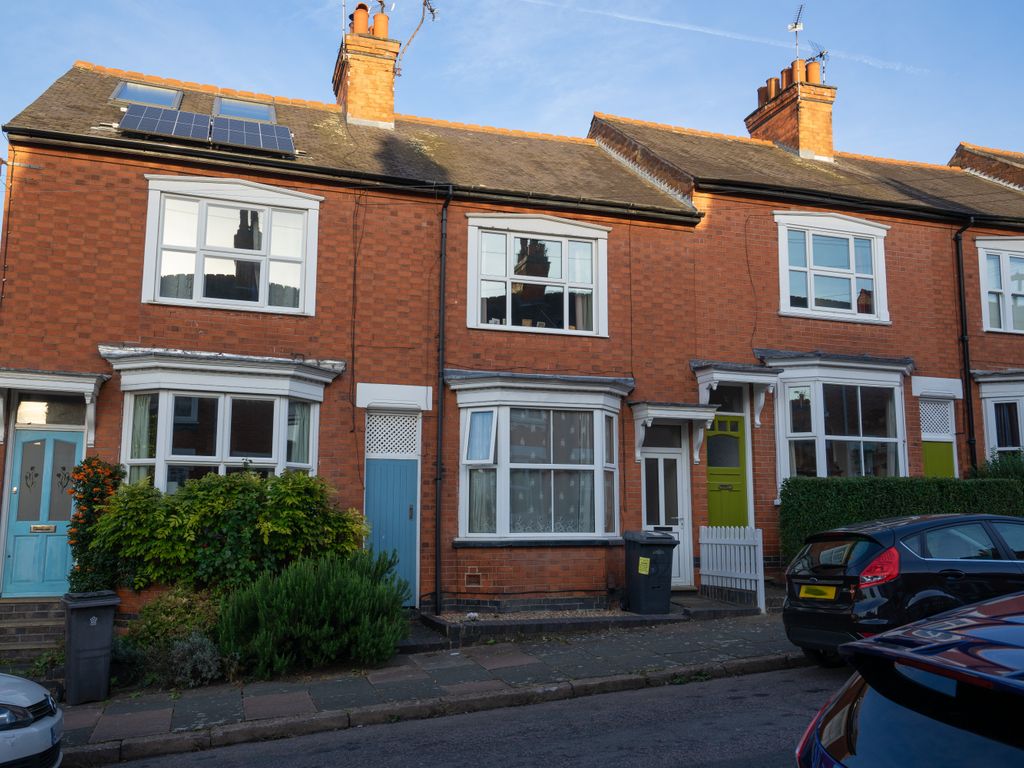 3 bed terraced house for sale in Adderley Road, Clarendon Park, Leicester LE2, £295,000