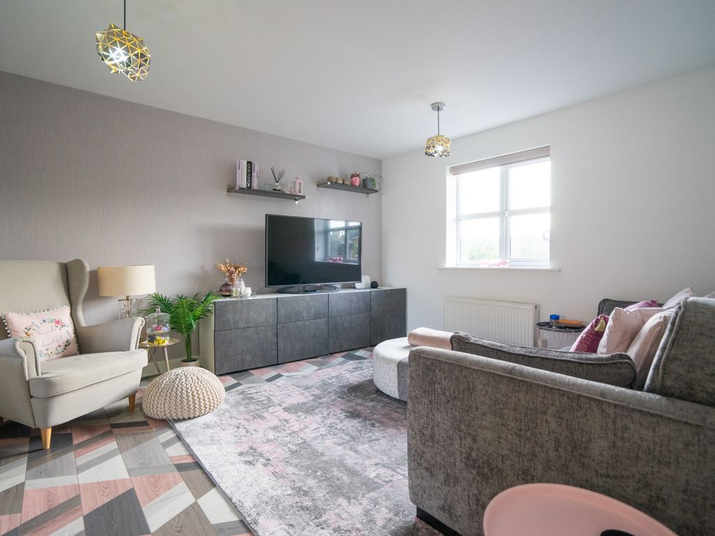 2 bed flat for sale in Ned Ludd Close, Anstey, Leicester LE7, £147,000