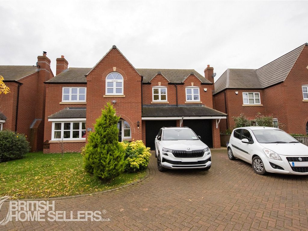 5 bed detached house for sale in Hinckley Road, Stoke Golding, Nuneaton, Leicestershire CV13, £550,000