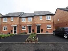 3 bed mews house to rent in Stothert Street, Manchester M46, £875 pcm