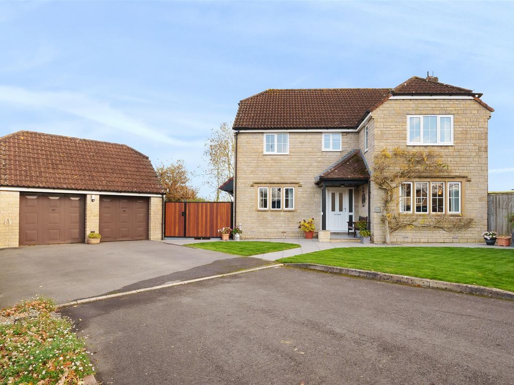 5 bed detached house for sale in Curland, Taunton TA3, £645,000