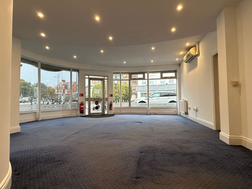 Retail premises to let in Seamoor Road, Bournemouth BH4, £30,000 pa
