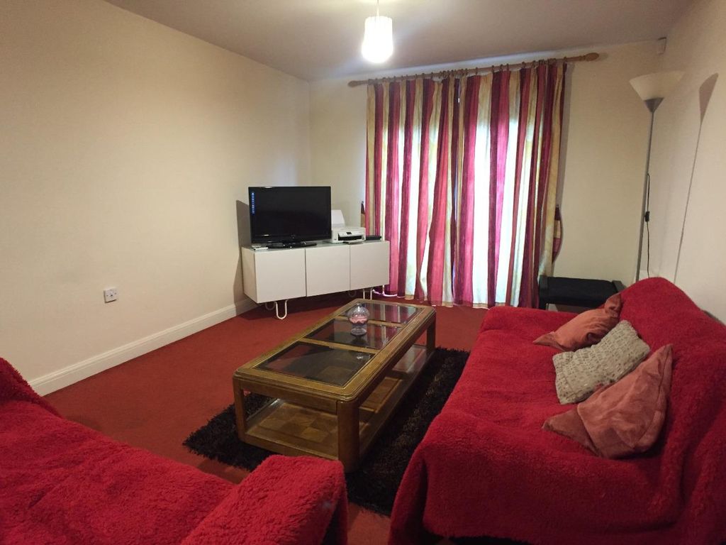 2 bed flat to rent in 8 Bournbrook Court, Edgbaston, Birmingham B5, £1,275 pcm