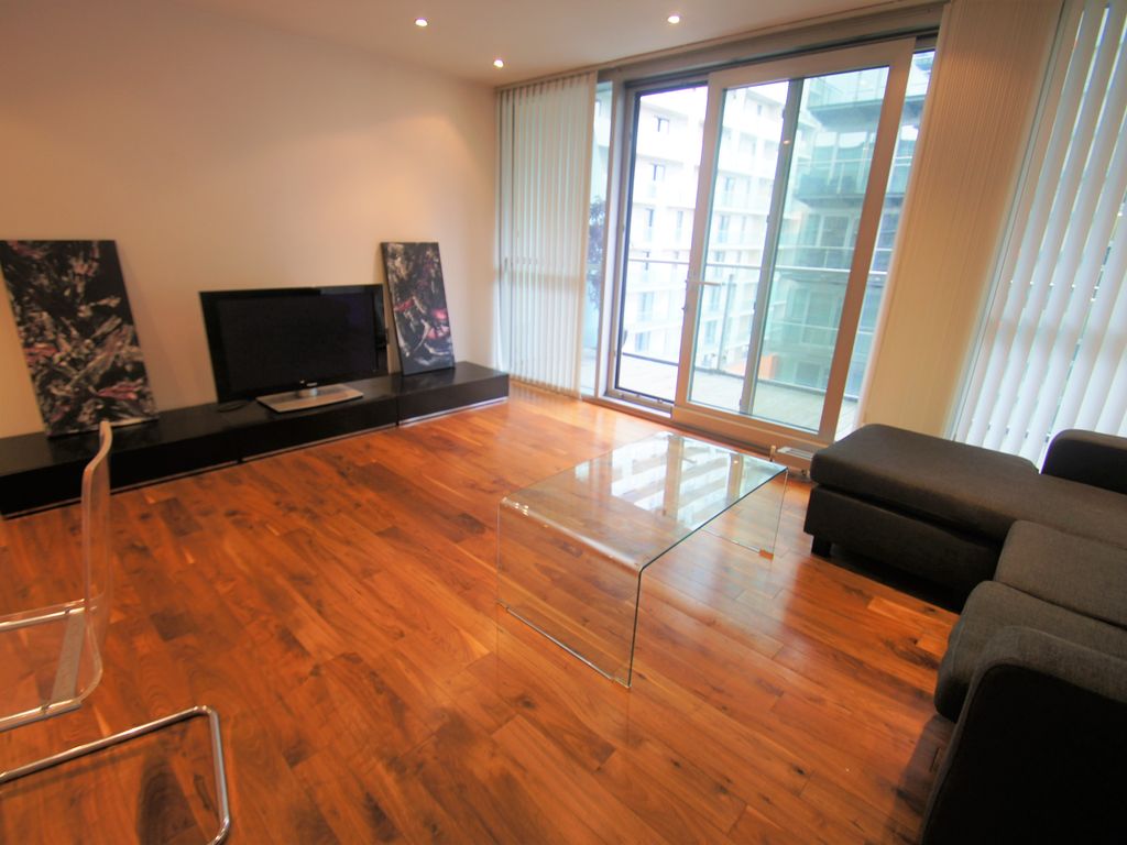 2 bed flat for sale in The Edge, Clowes Street, Salford M3, £335,000
