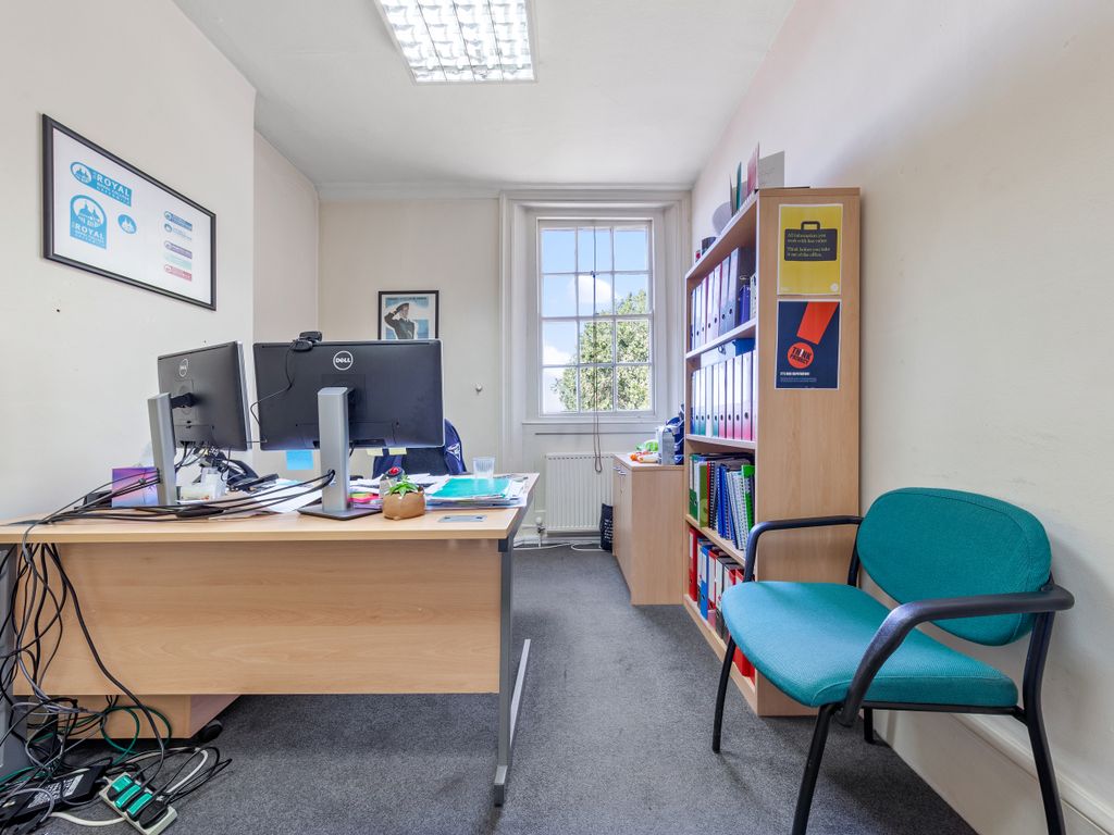 Leisure/hospitality to let in Foundation House, 2 Cutty Sark Gardens, London SE10, £80,000 pa