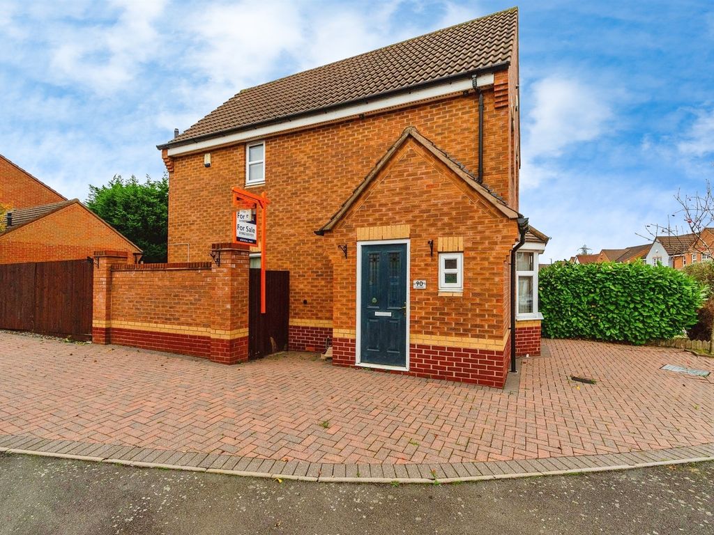 3 bed detached house for sale in Yale Road, Willenhall WV13, £270,000