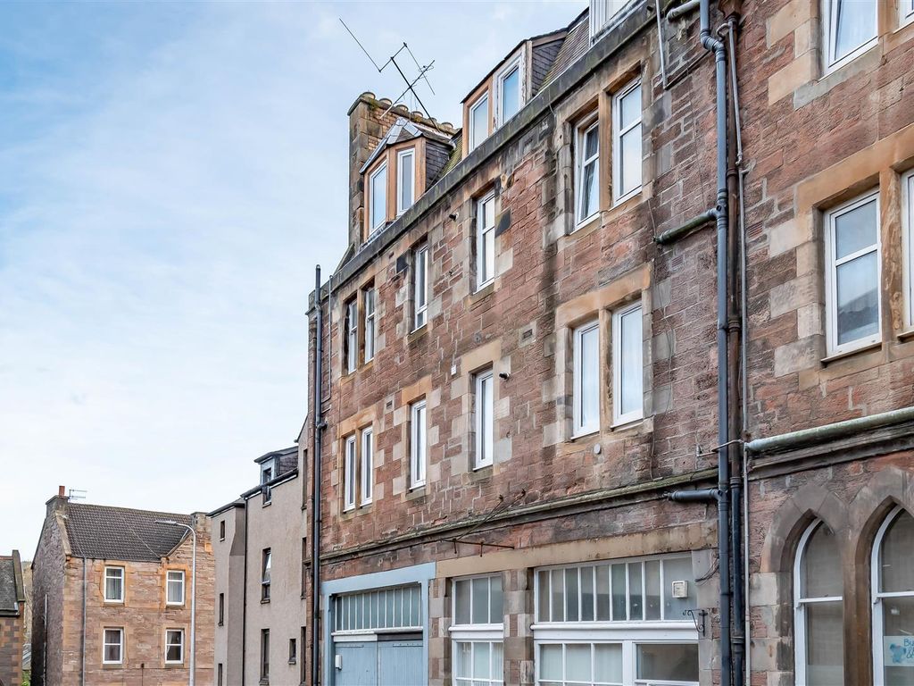 1 bed flat for sale in Market Street, Perth PH1, £55,000