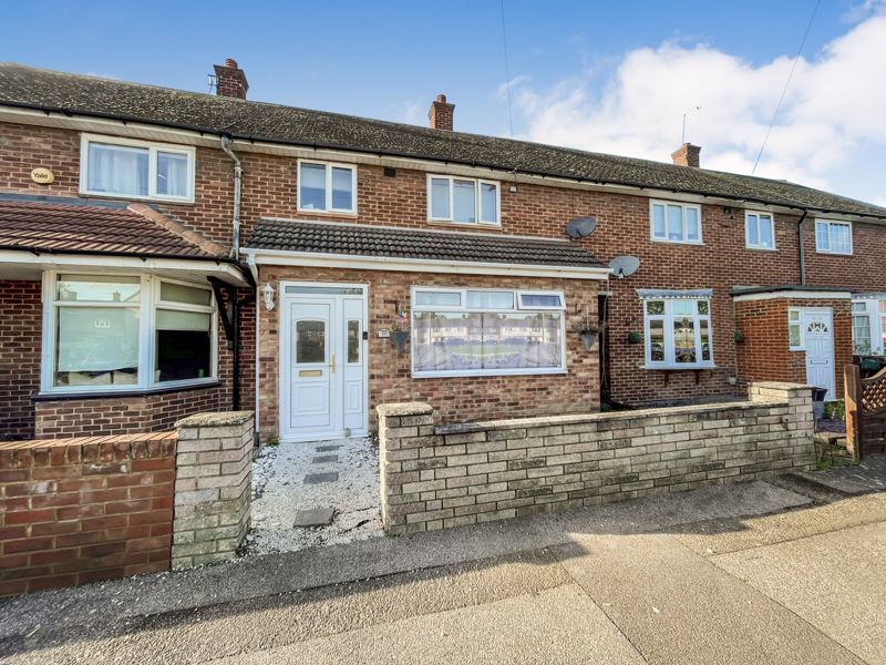3 bed terraced house for sale in Enborne Green, South Ockendon RM15, £370,000