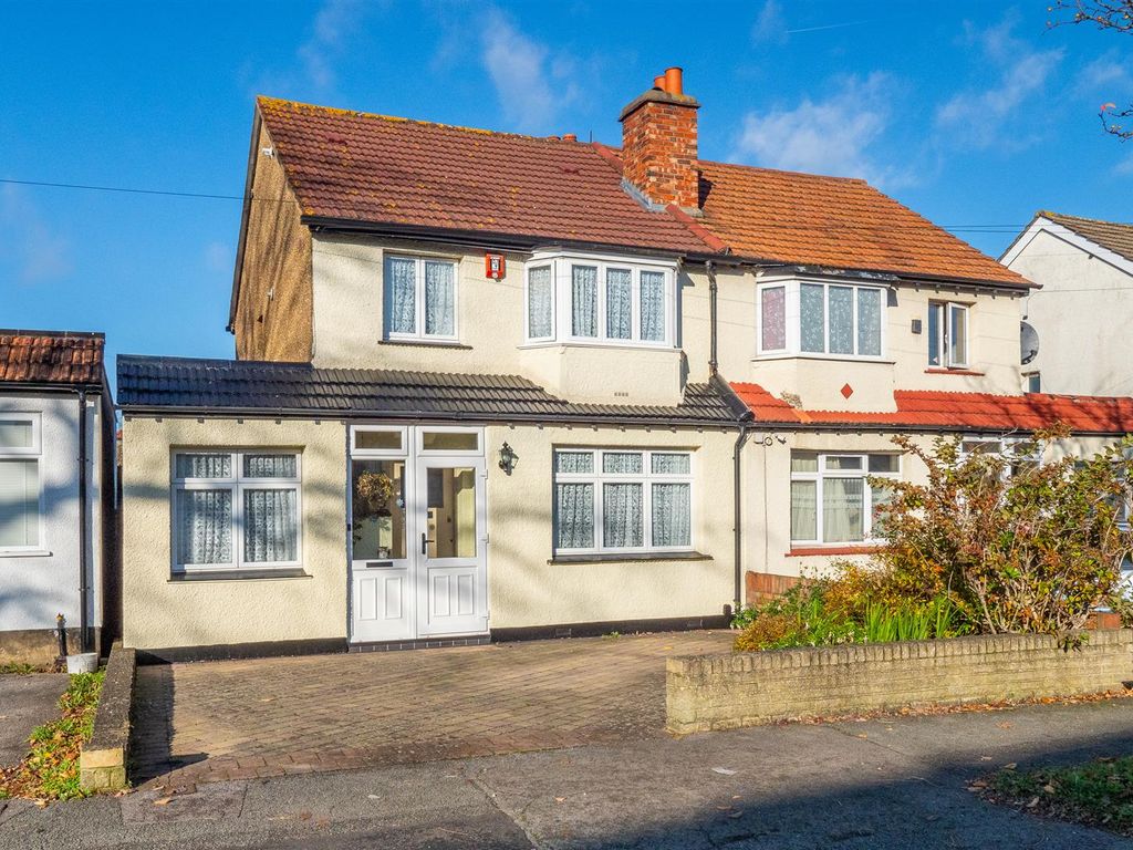 3 bed semi-detached house for sale in Erskine Road, Sutton SM1, £550,000