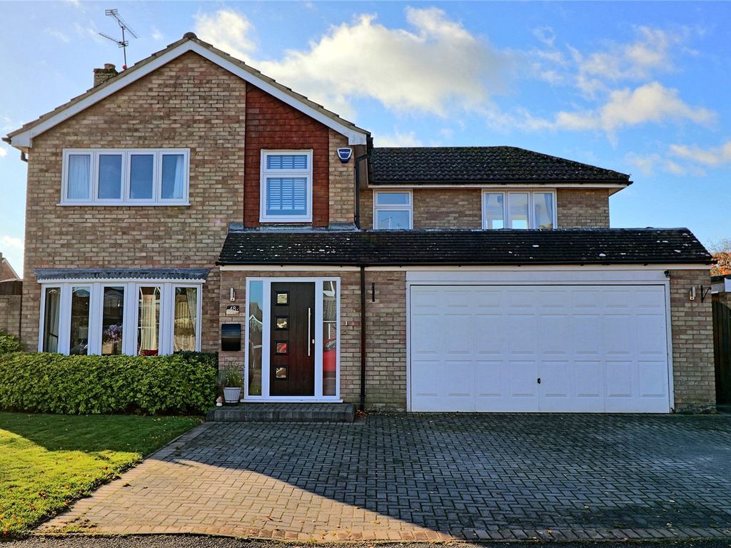 4 bed detached house for sale in Barnston Green, Barnston, Dunmow, Essex CM6, £675,000