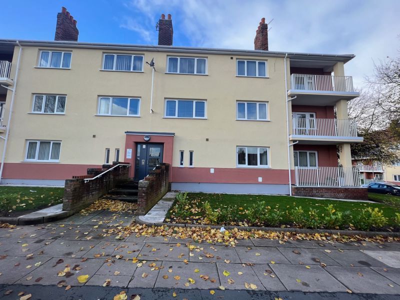 3 bed flat for sale in Thackeray Gardens, Bootle L30, £80,000