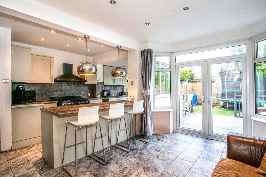2 bed detached house for sale in Kingswell Road, Ensbury Park, Bournemouth BH10, £300,000