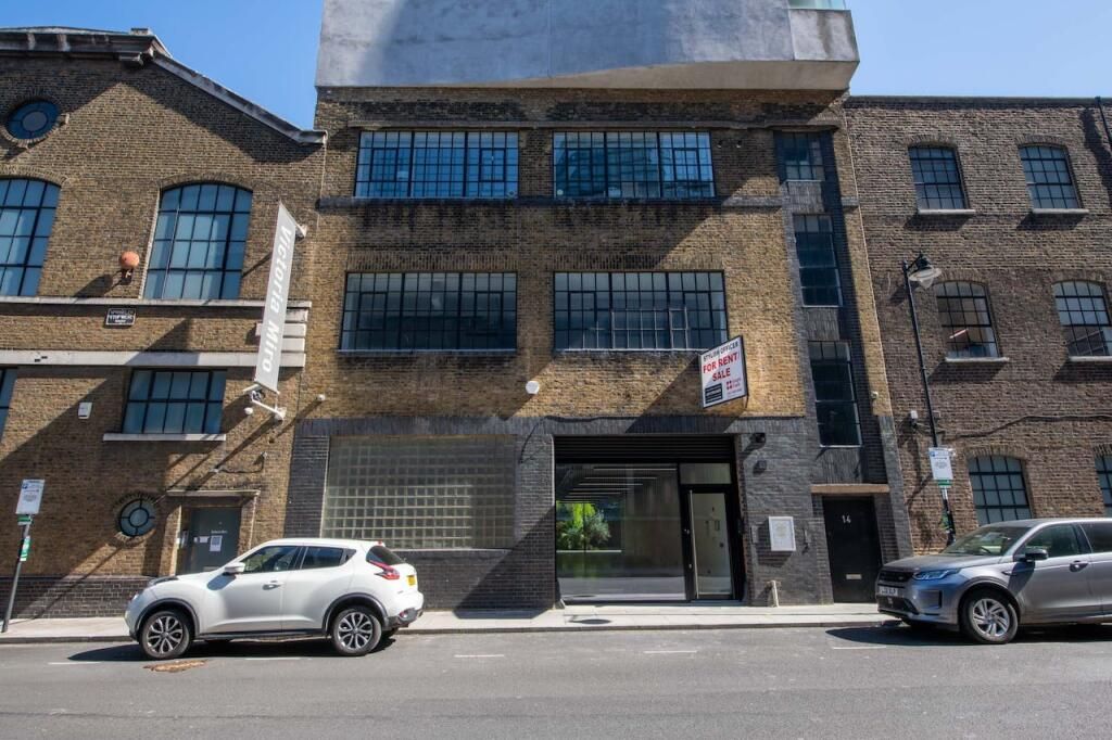 Office to let in 14 Wharf Road, London, Hoxton N1, £370,260 pa