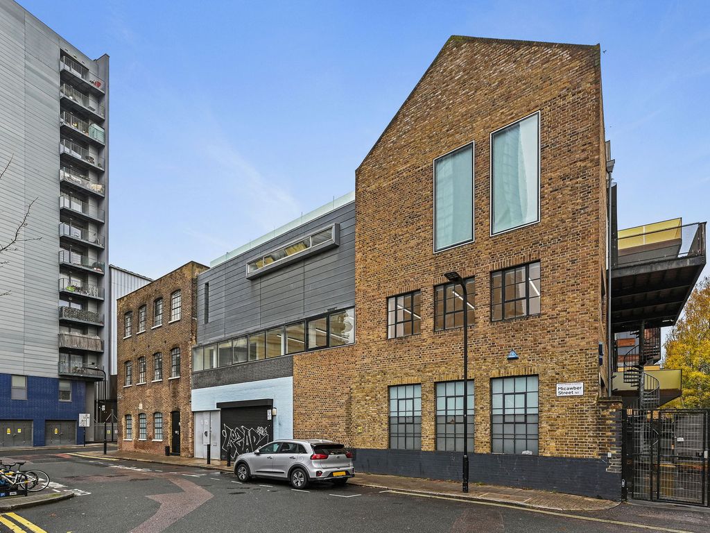 Office to let in Micawber Street, London N1, £119,655 pa