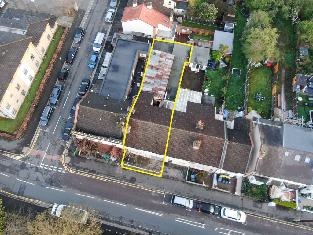 Commercial property for sale in Pawsons Road, Croydon CR0, £475,000