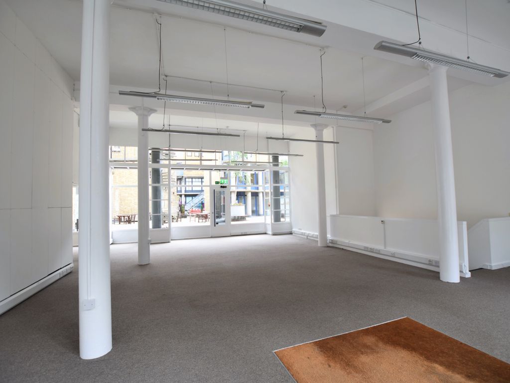 Office to let in Gainsford Street, London SE1, £196,800 pa