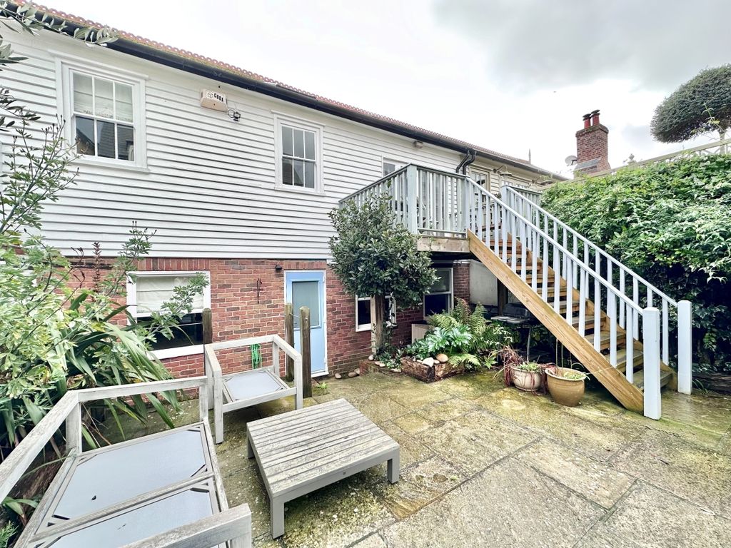 3 bed terraced house to rent in Island Wall, Whitstable CT5, £2,250 pcm