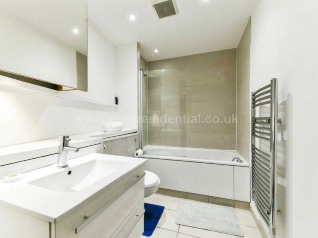 3 bed flat for sale in Praed St, London W2, £1,450,000