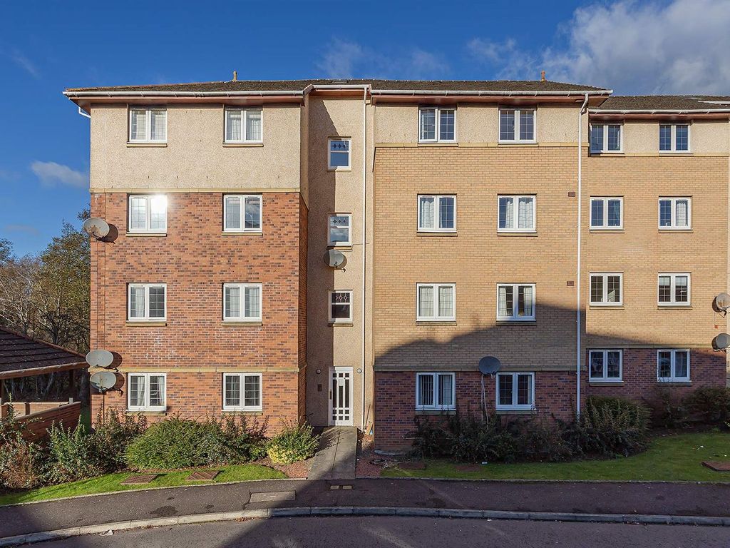 2 bed flat for sale in Burnvale, Livingston EH54, £125,000