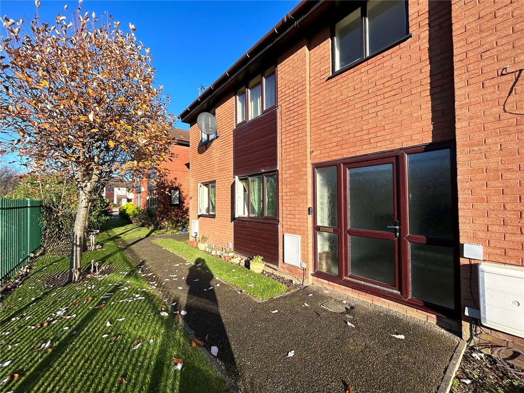 1 bed flat for sale in St. Davids Grove, Lytham St. Annes FY8, £64,950