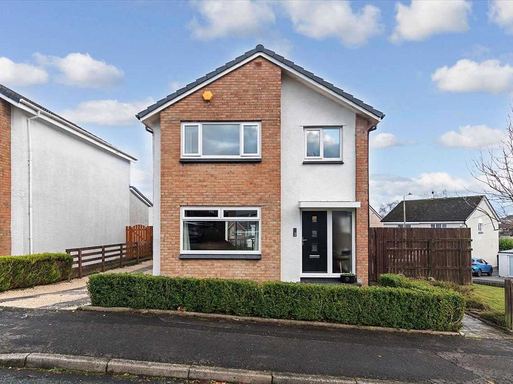 3 bed detached house for sale in Annan Avenue, Gardenhall, East Kilbride G75, £240,000