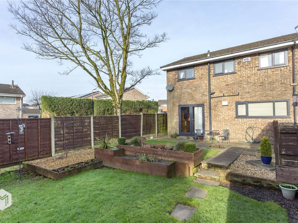 4 bed detached house for sale in Greenbarn Way, Blackrod, Bolton, Greater Manchester BL6, £300,000