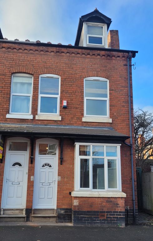 1 bed terraced house to rent in Sefton Road, Birmingham B16, £495 pcm