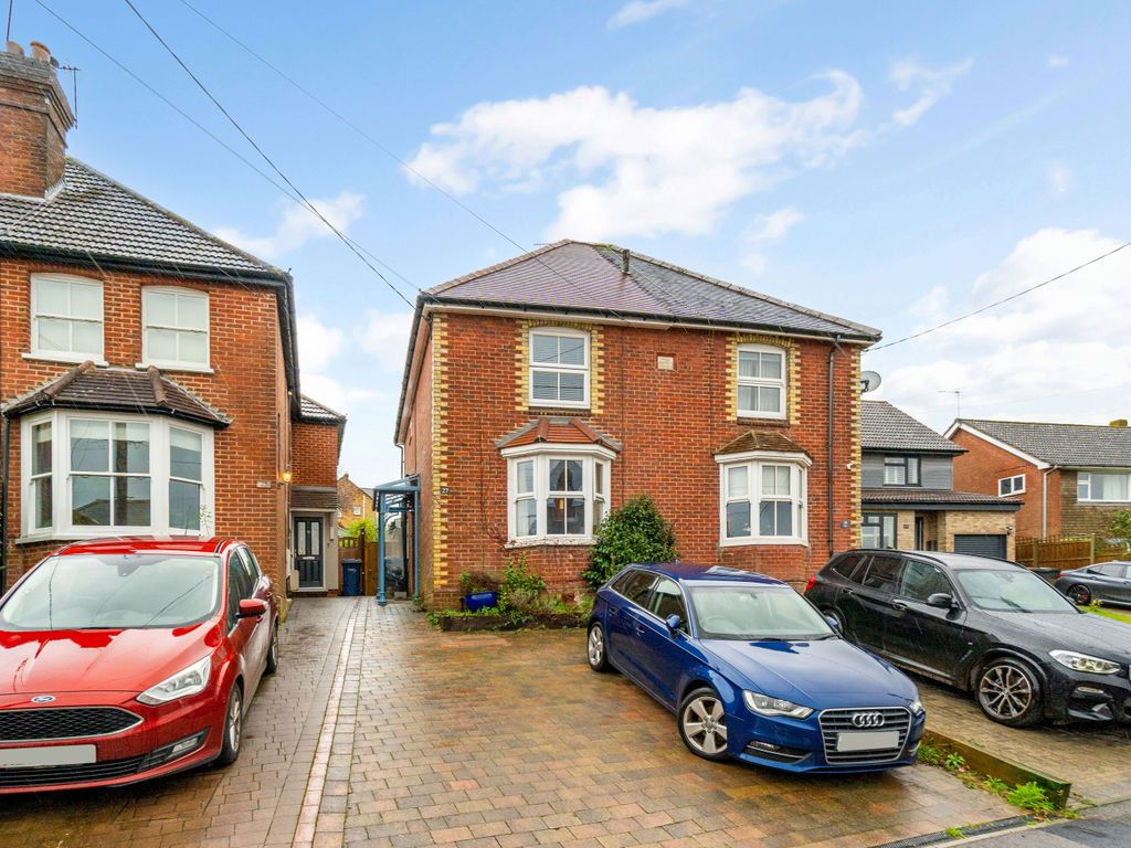 3 bed semi-detached house for sale in Upper Manor Road, Milford GU8, £565,000