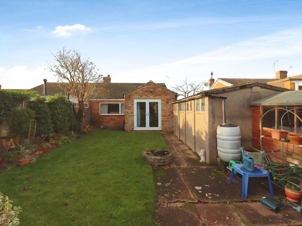 3 bed semi-detached bungalow for sale in Beswick Gardens, Bilton, Rugby CV22, £269,950