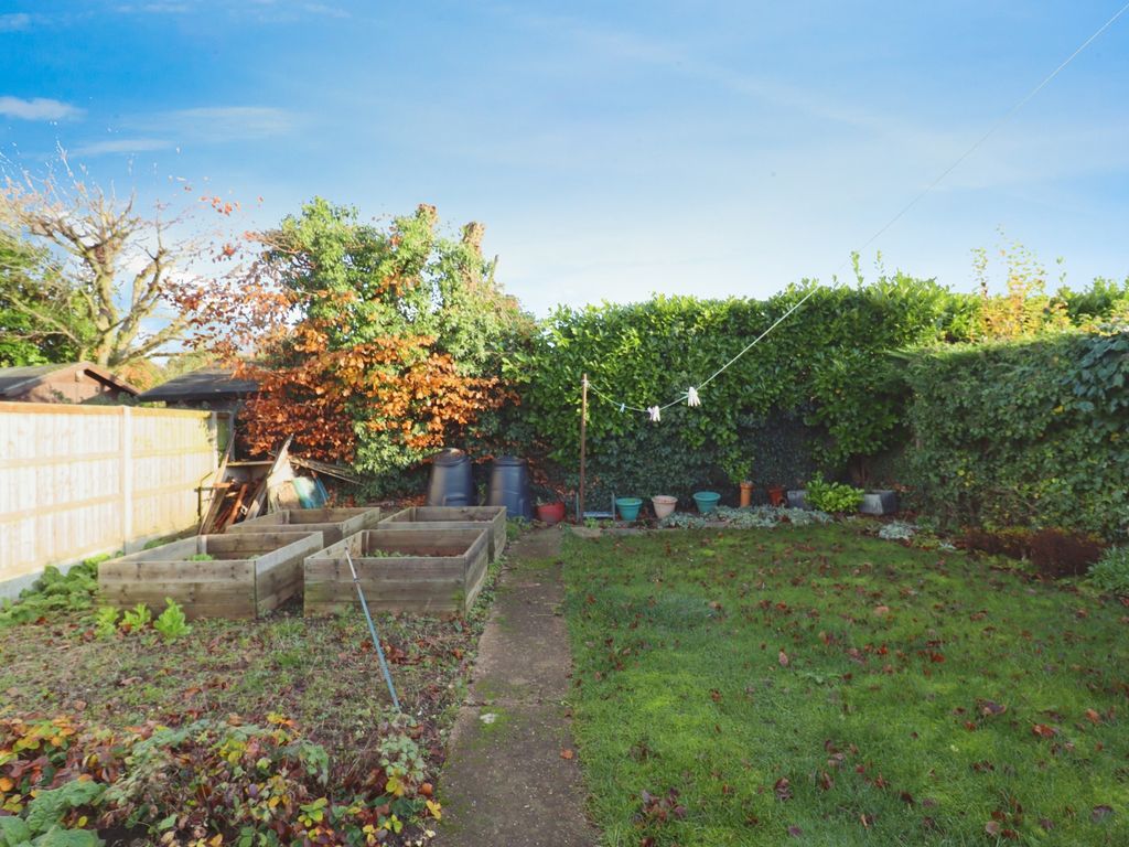 3 bed semi-detached bungalow for sale in Beswick Gardens, Bilton, Rugby CV22, £269,950