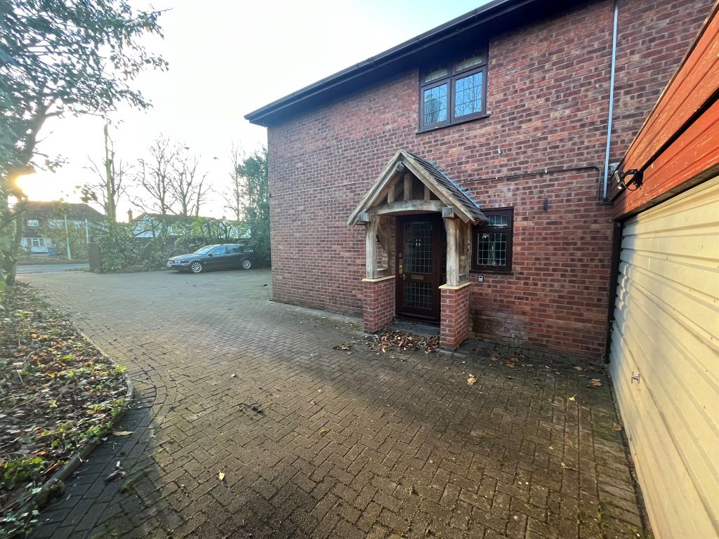 4 bed detached house for sale in Wolverhampton Road, Codsall, Wolverhampton WV8, £410,000