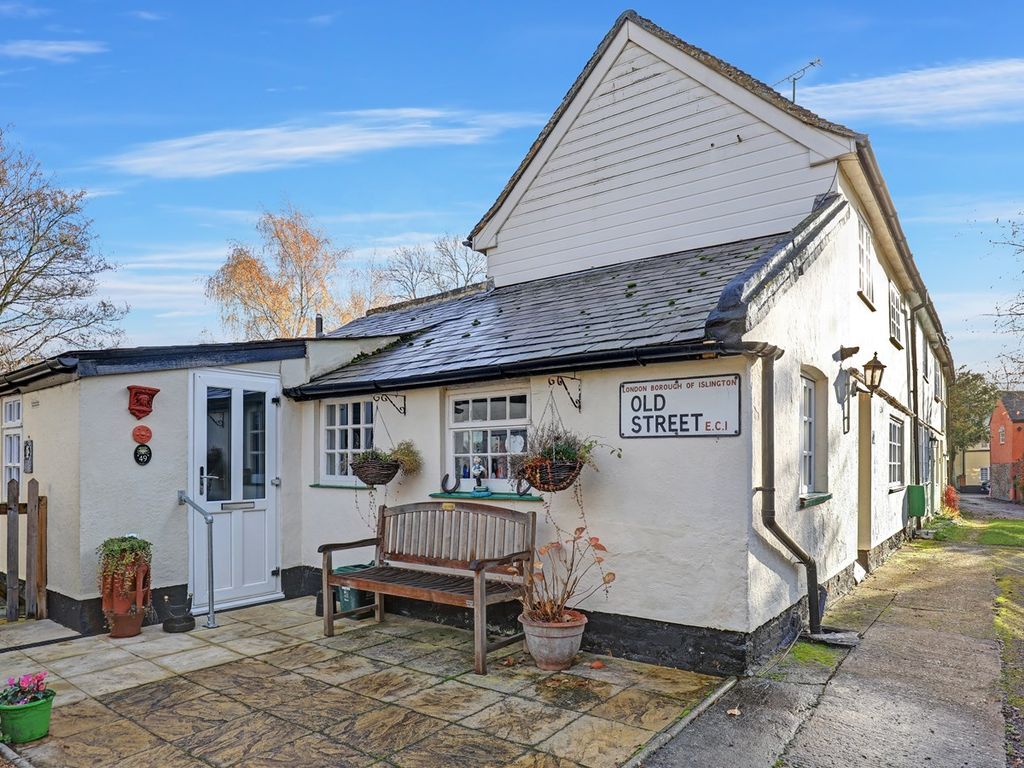 2 bed cottage for sale in Alderford Street, Sible Hedingham, Halstead CO9, £375,000