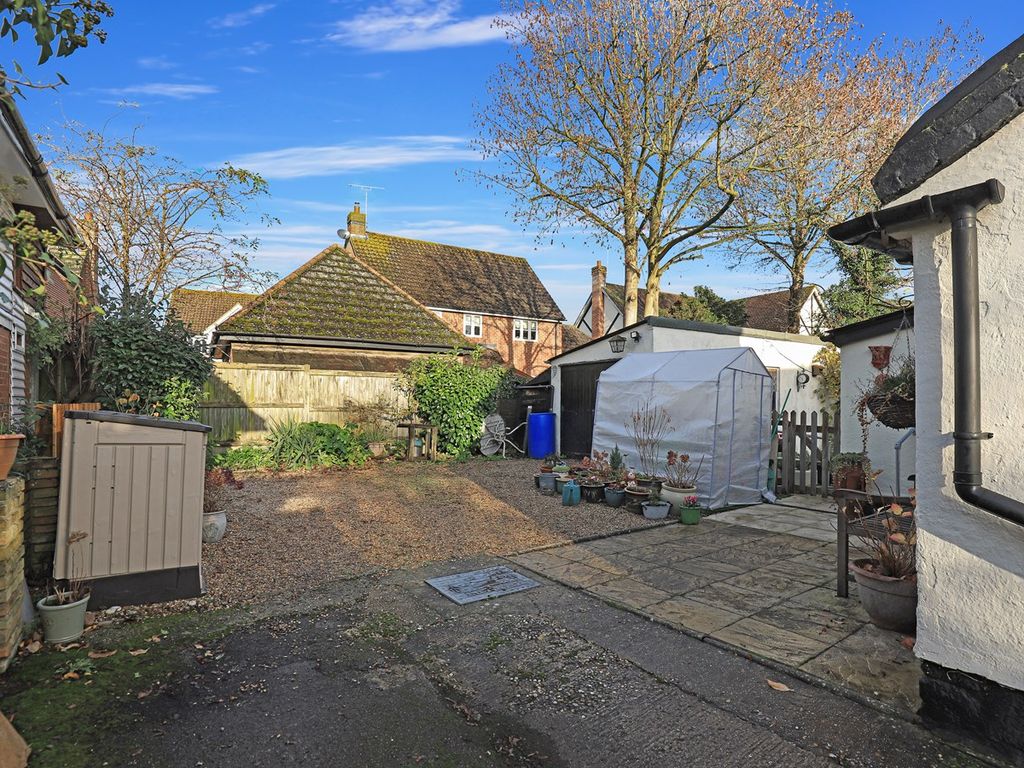 2 bed cottage for sale in Alderford Street, Sible Hedingham, Halstead CO9, £375,000