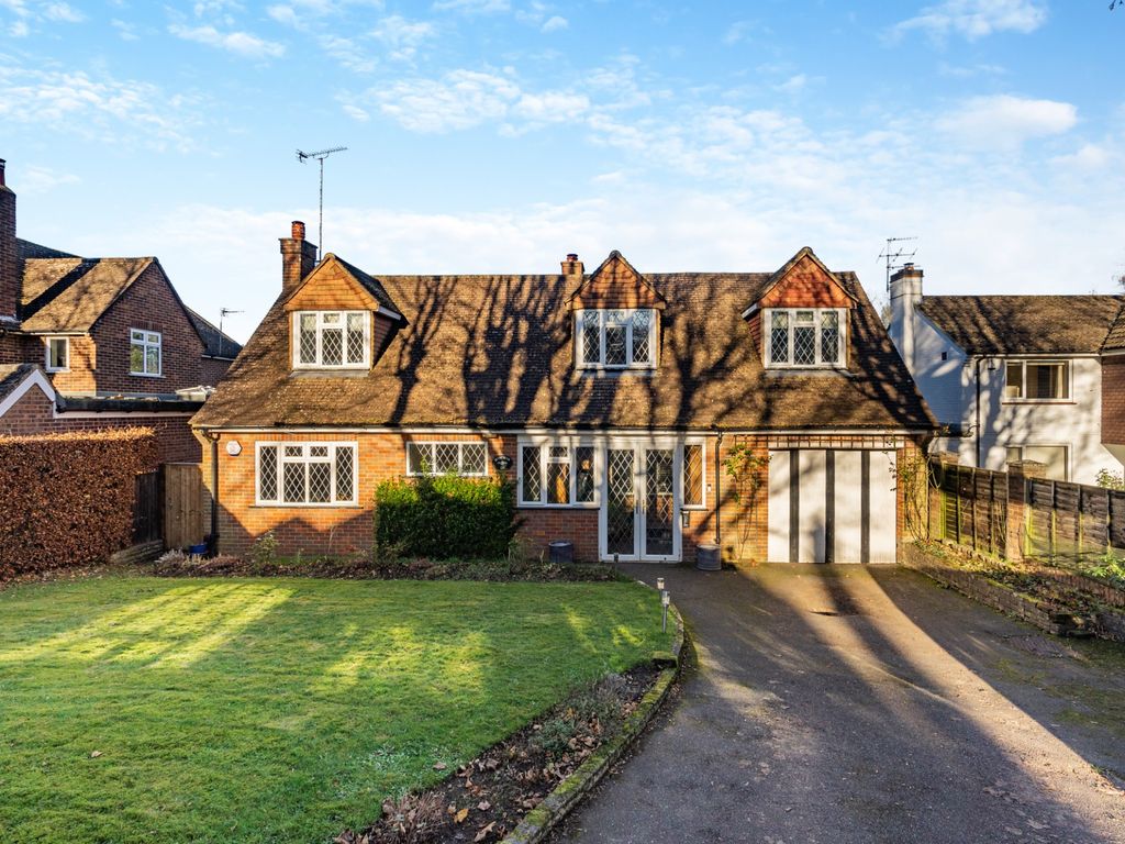 4 bed detached house for sale in Beechwood Avenue, Little Chalfont, Amersham HP6, £1,500,000