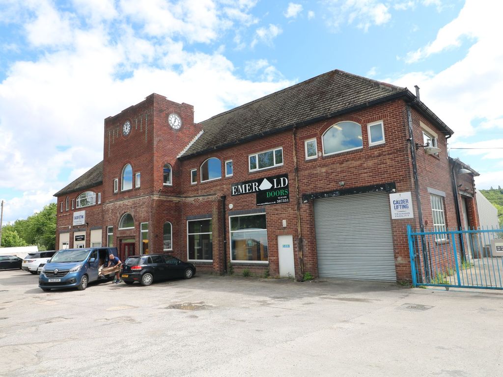 Office to let in Elland Road, Brighouse HD6, £6,000 pa