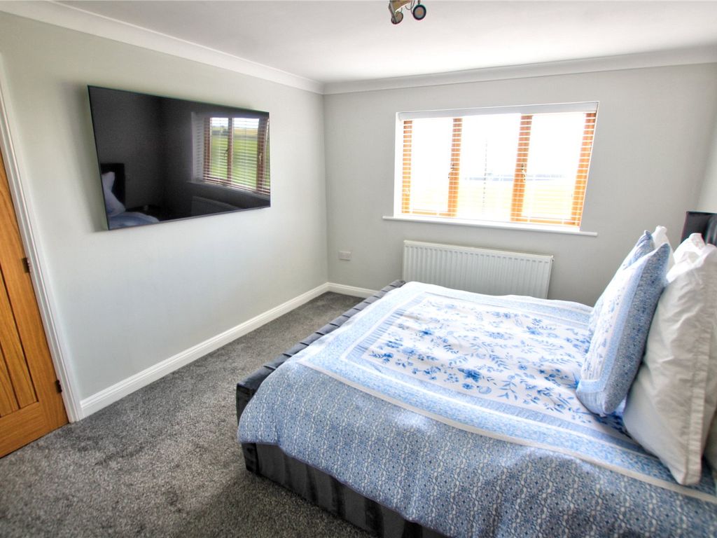 3 bed detached house for sale in Front Street, Sunniside, Bishop Auckland, Durham DL13, £450,000